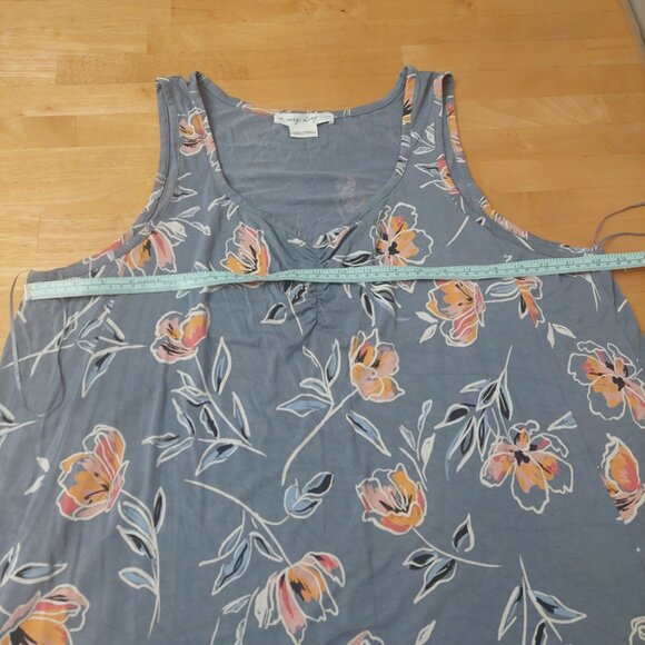 Penningtons In Every Story Plus Size Floral Blue Sleeveless Top Size 2X - Picture 8 of 9